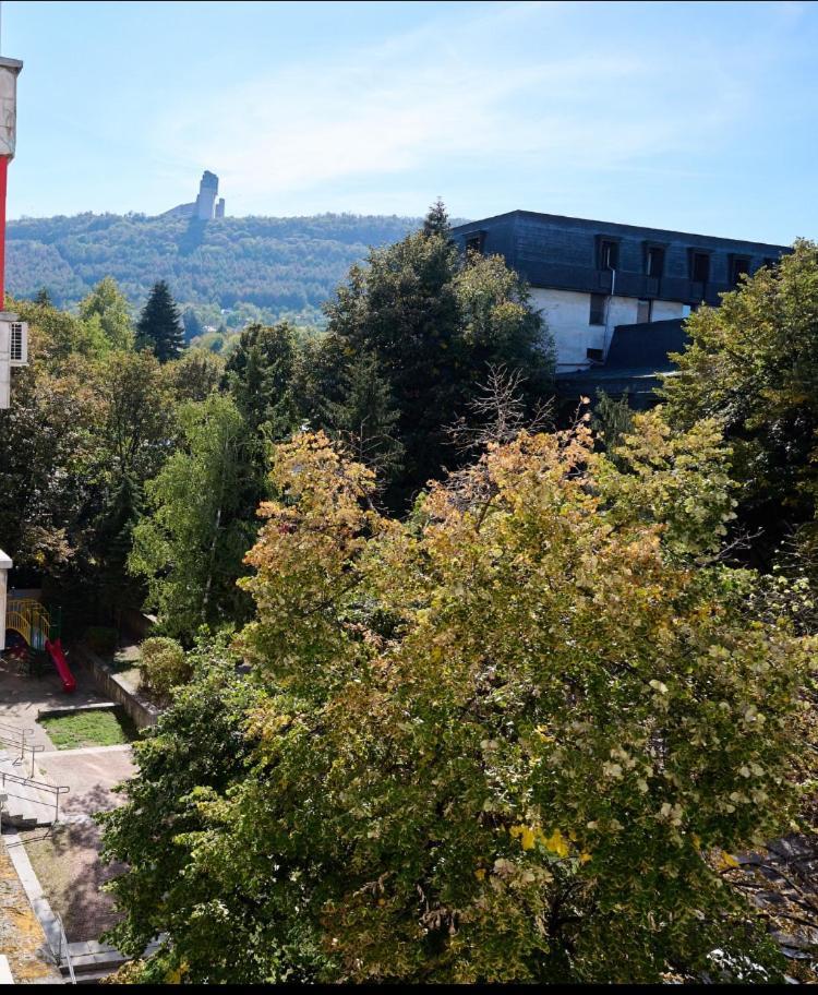 Center Apartment Shumen Bagian luar foto